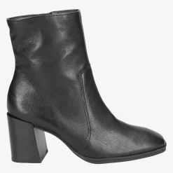 Ankle boot