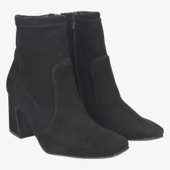 Ankle boot