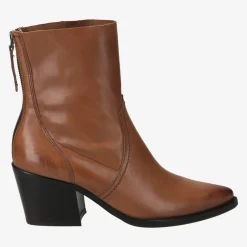 Ankle boot