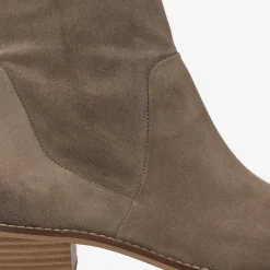 Ankle boot