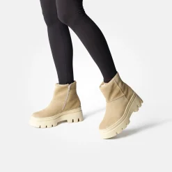 Bootie with warm lining