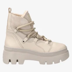 Lace up bootie with lambskin lining