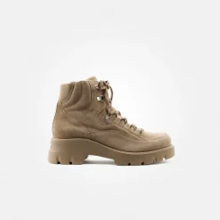 Lace-up bootie with warm lining