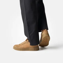 Pauls with removable footbed