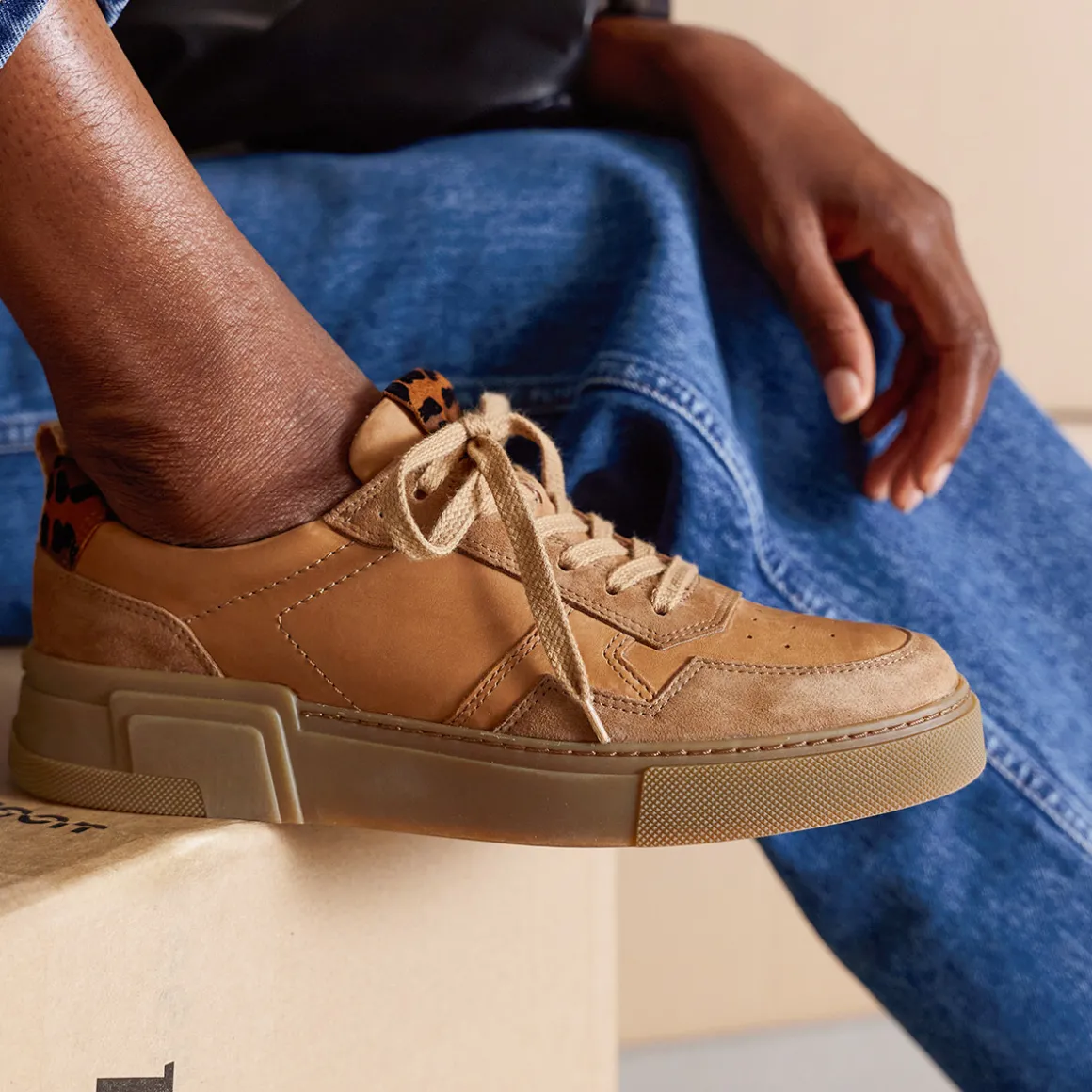 Pauls with removable footbed