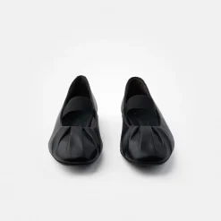 SUPER SOFT ballerina