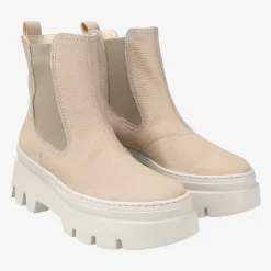 SUPER SOFT Chelsea boots